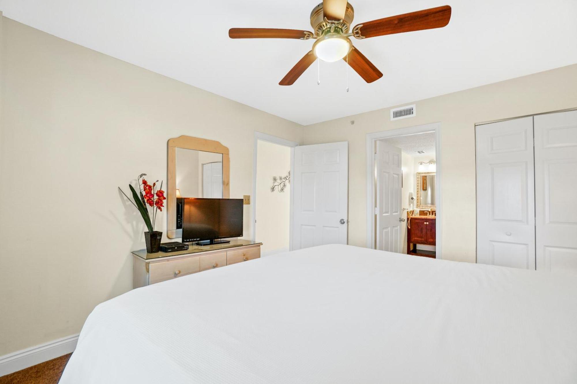 Pelican Beach Resort By Panhandle Getaways Destin Rom bilde